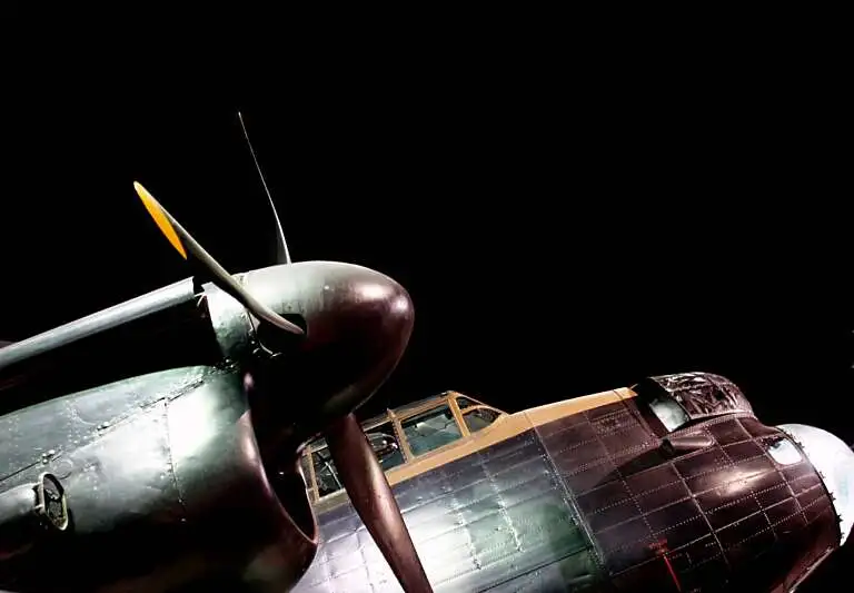 Avro_Lancaster_Bomber